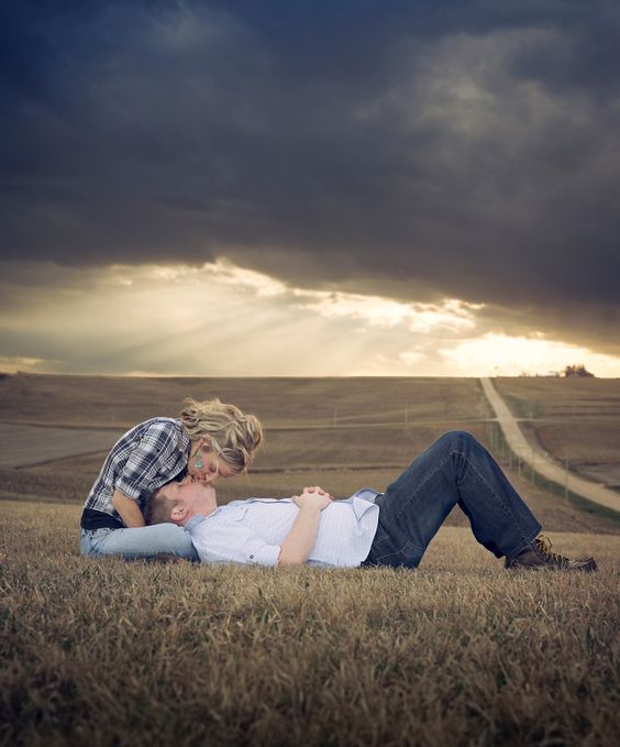 Romantic Couple Love Wallpapers | Cute Couple Pictures - Freshmorningquotes