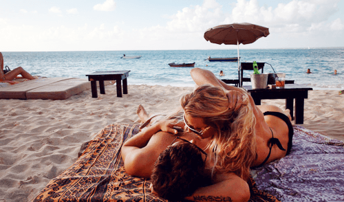 romantic couple on beach whatsapp profile dp