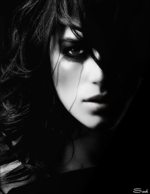 Sad Alone Girl Love Wallpaper and Profile Pictures Sad Alone Girl Love Wallpaper and Profile Pictures