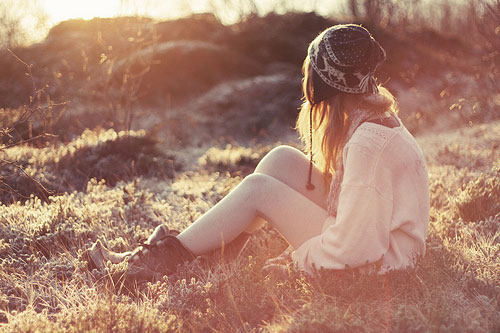 Sad Alone Girl Love Wallpaper and Profile Pictures DP (5)